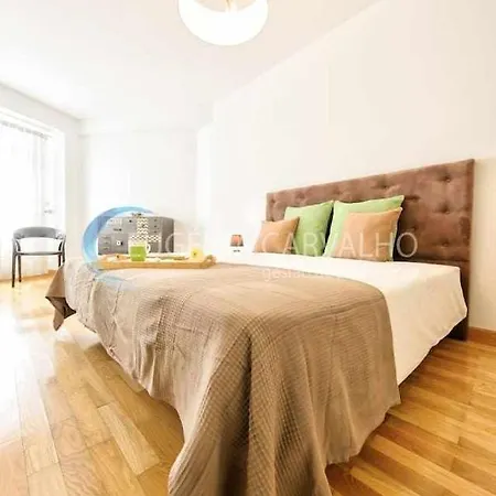 Ria Charme Apartamento No Centro Da Cidade アヴェイロ