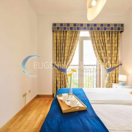 Ria Charme Apartamento No Centro Da Cidade アヴェイロ